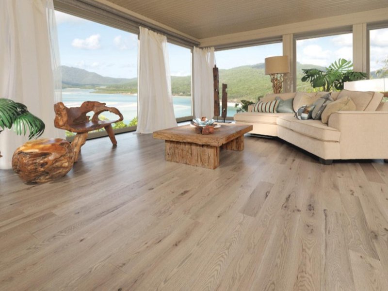 BEACHFRONT HARDWOOD HOME